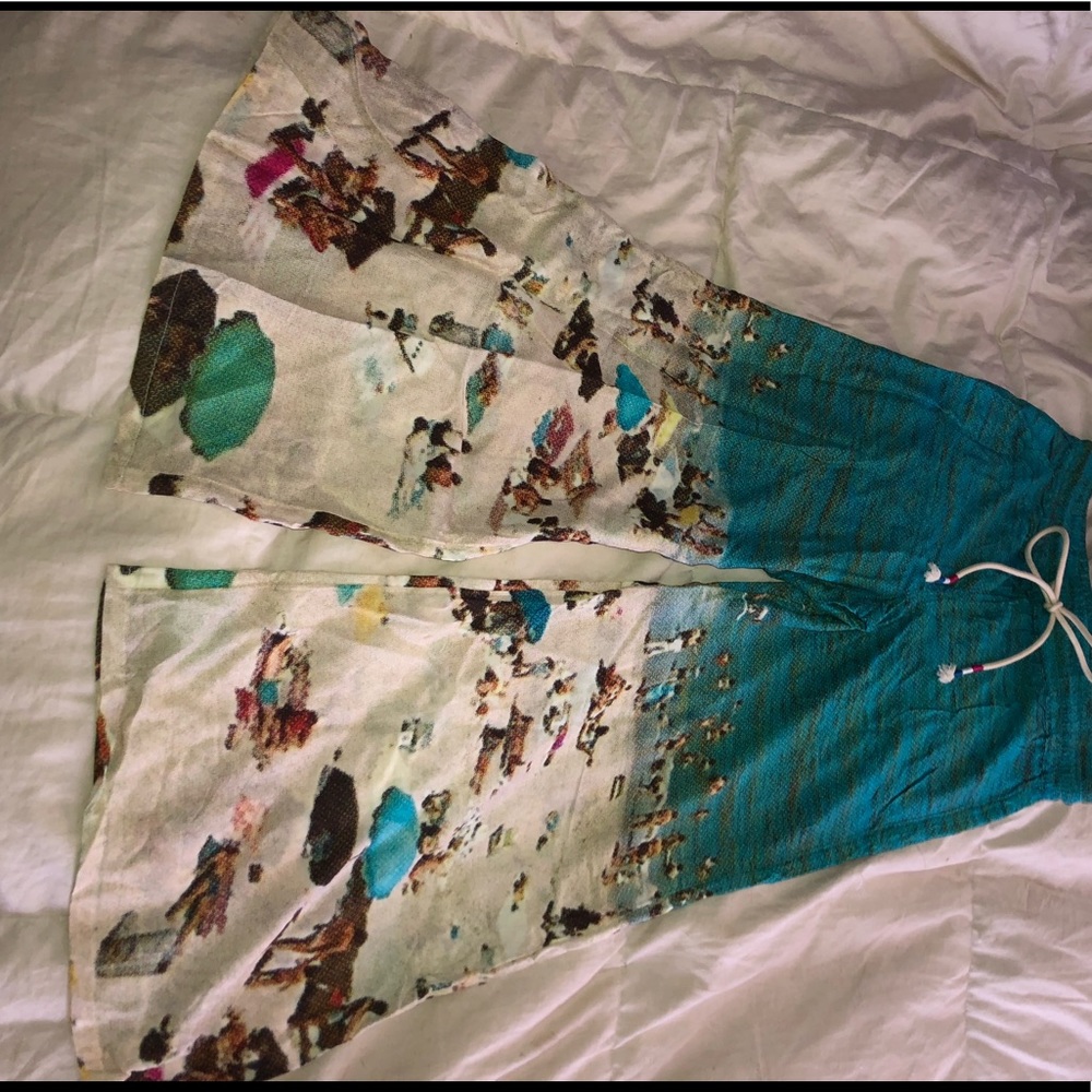 Scenic beach scene pants!